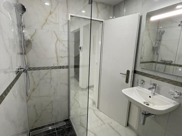 4 Zimmer, 130 m²