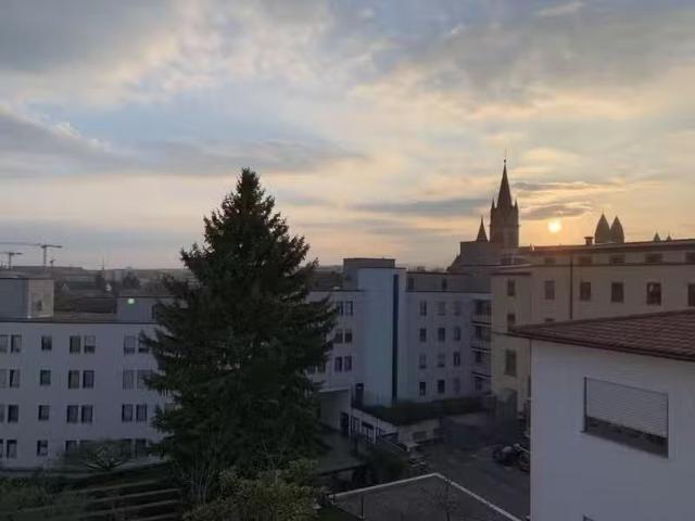 4 Zimmer 135 m² 2.100 € Kaltmiete Wohnungen in Bad Homburg