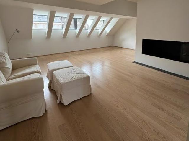 4 Zimmer, 136 m², 3. Stock