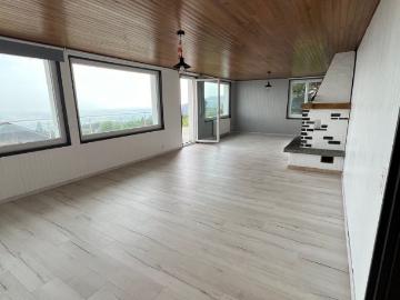 4 Zimmer, 140 m²
