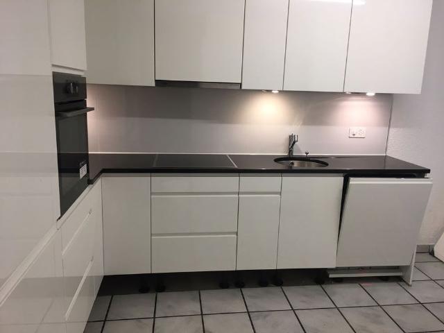 4 Zimmer, 140 m², 2. Stock