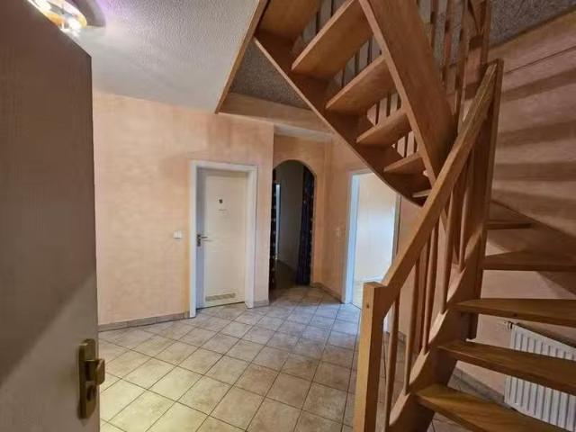 4 Zimmer 150 m² 1.500 € Kaltmiete Wohnungen in Maintal