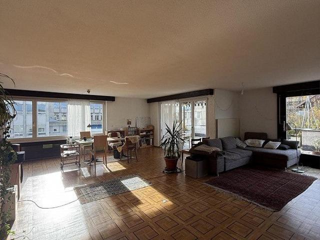 4 Zimmer, 151 m², 1. Stock