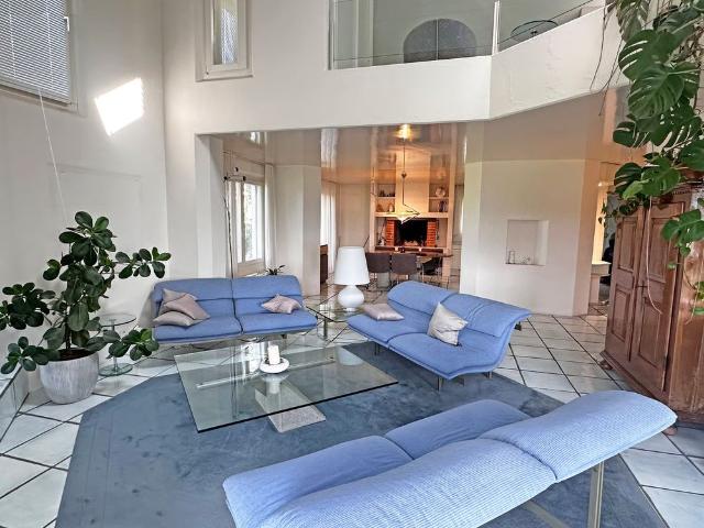 4 Zimmer, 153 m², 2. Stock