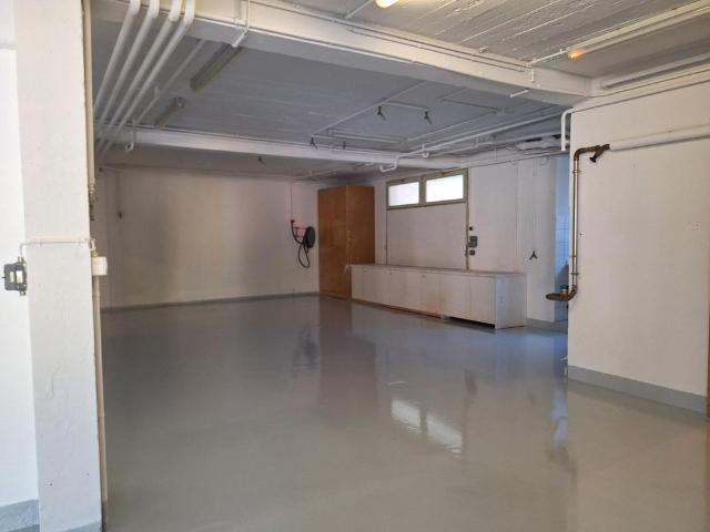 4 Zimmer, 221 m², EG