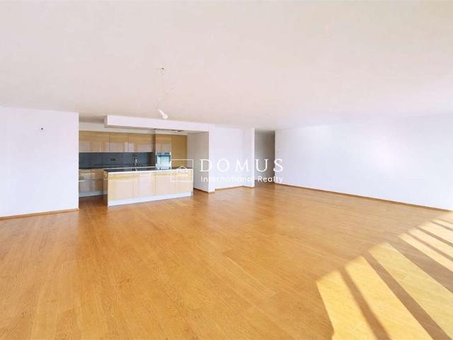 4 Zimmer, 224 m², 4. Stock