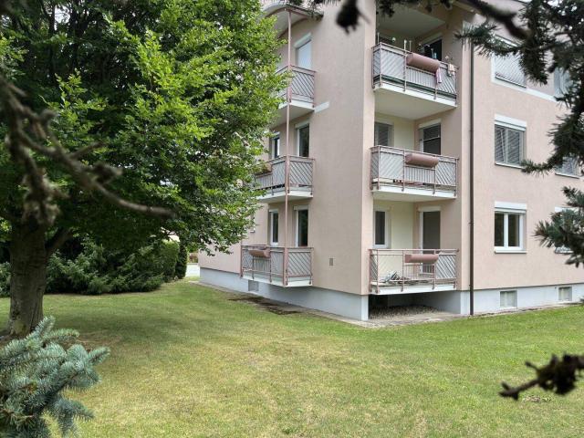 4 Zimmer 2 Balkone ruhige Stadtrandlage