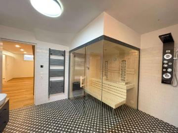 4 Zimmer Wellness Oase in der Innenstadt Neu saniert