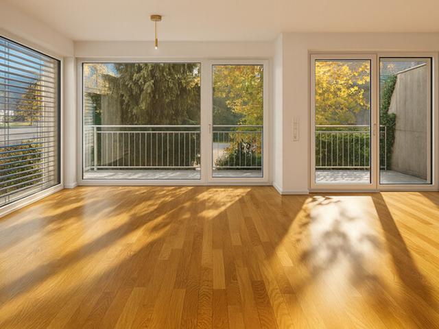 Geräumige Wohnung mit Carport, Balkon 12 m², Abstellraum 2,5 m² und Fahrradabstellraum 22 m²