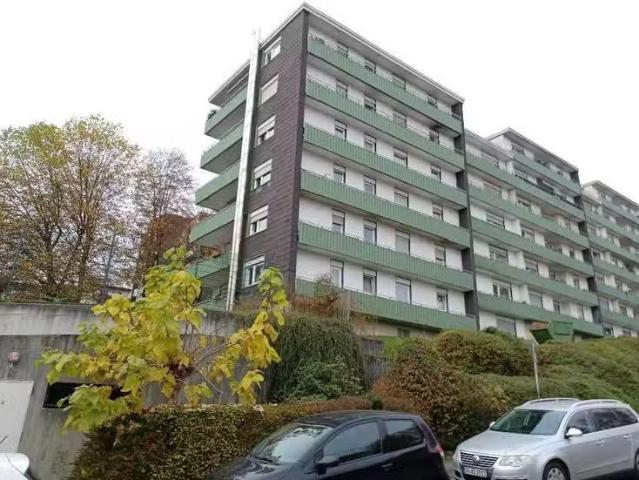 4 Zimmer Wohnung mieten in Gummersbach 51647 90 m²