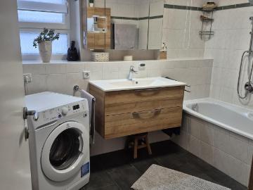 4 Zimmer Wohnung mit Terrasse