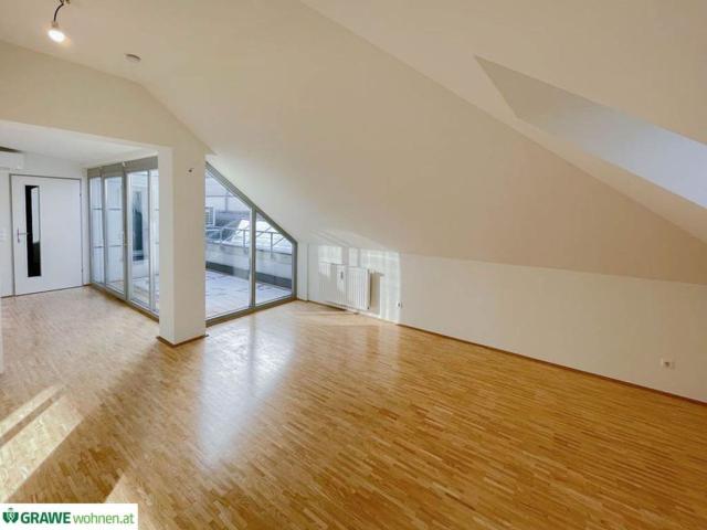 4 Zimmer Wohnung mit Terrasse und Klimaanlage Provisionsfrei!