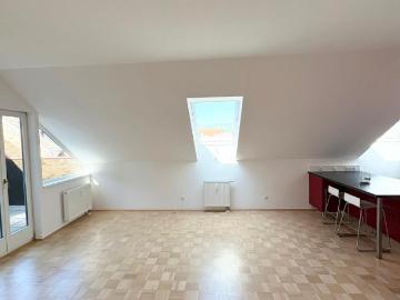 4 Zimmer Wohnung mit Terrasse Provisionsfrei!