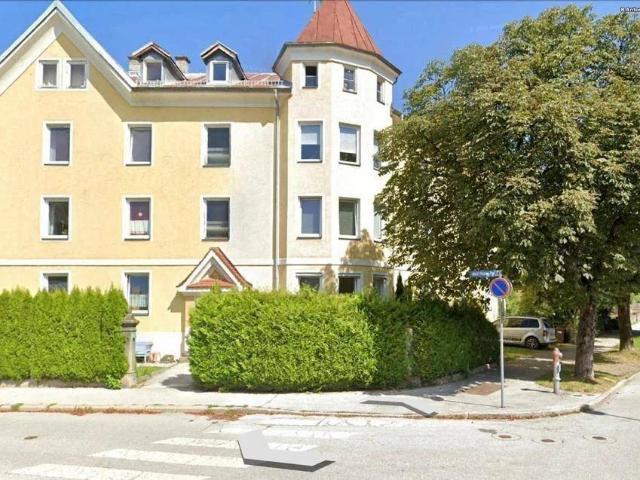 4 Zimmer Wohnung mit Veranda
