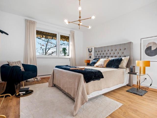 4 Zimmer Wohnung mit Balkon & Garage