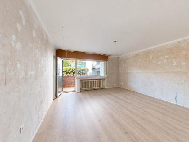 4 Zimmer Wohnung mit Balkon & guter Bahnanbindung in Troisdorf Sp