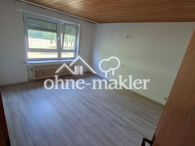 4 Zimmer Wohnung mit Balkon in Großkrotzenburg – ab sofort verfügbar