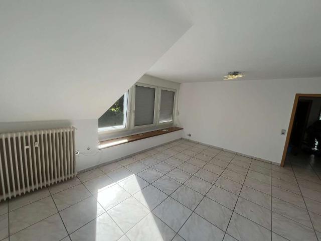 4 Zimmer Wohnung mit Balkon in Hamm