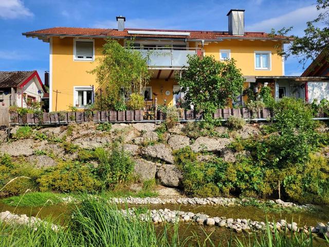 4 Zimmer Wohnung mit Balkon und Naturblick ideal auch für WG