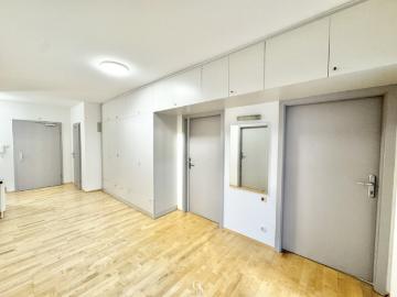 4 Zimmer Wohnung mit Balkon und optimaler Raumaufteilung im Bezirk Geidorf