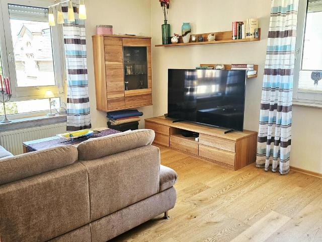 4 Zimmer Wohnung mit Balkon und Stellplatz