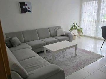 4 Zimmer Wohnung mit Balkon unf Garage