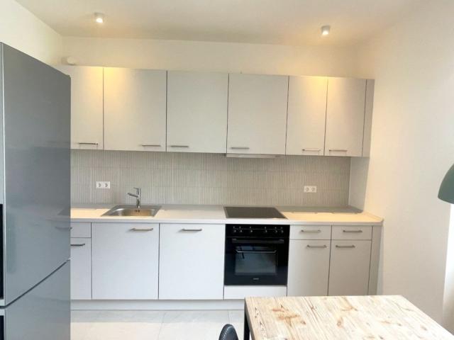 4 Zimmer Wohnung mit Einbauküche und Balkon in Wandsbek