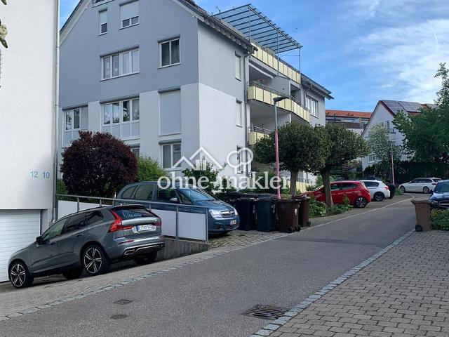 4 Zimmer Wohnung mit großer Terrasse, 2 Stellplätzen und familienfreundlicher Lage in Wernau