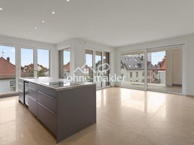 4 Zimmer Wohnung mit hochwertiger Einbauküche und großem Balkon zu vermieten!