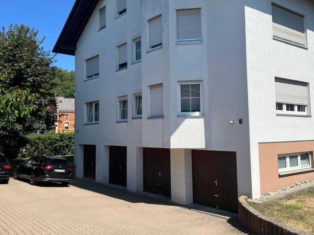 4 Zimmer Wohnung mit Loggia & Stelplatz