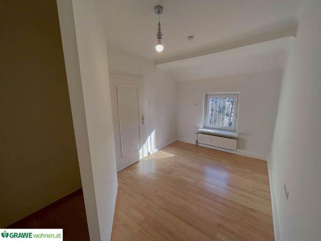 4 Zimmer Wohnung mit Loggia Provisionsfrei!