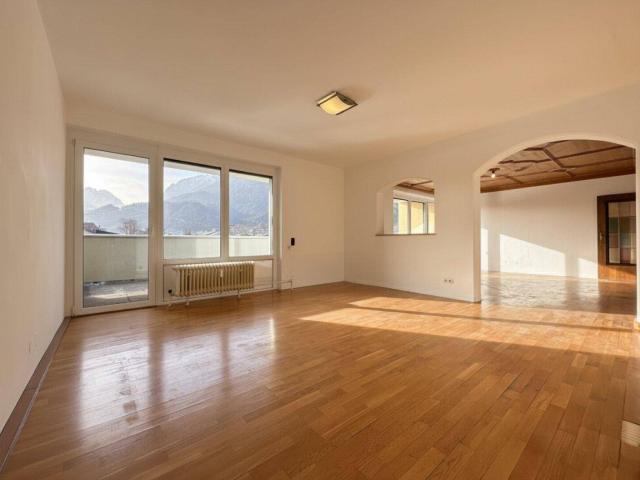 4 Zimmer Wohnung mit mehreren Balkonen und Lift in Schwaz