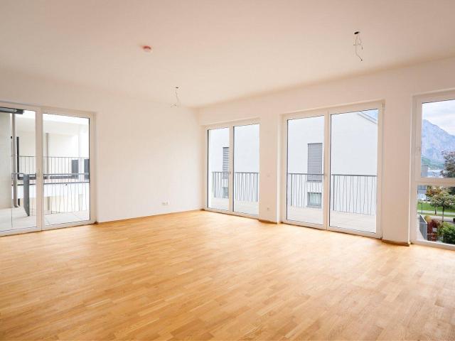 4 Zimmer Wohnung mit Seeblick und direktem Liftzugang