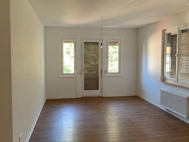 4 Zimmer Wohnung nach Komplettsanierung in Top Lage!
