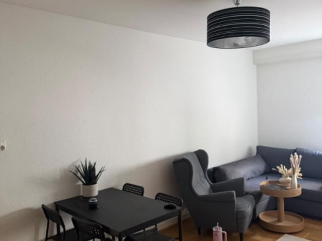 4 Zimmer Wohnung im ersten Stock in Acacias 1227