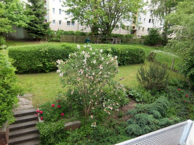 4 Zimmer Wohnung im 1. OG sucht Sie