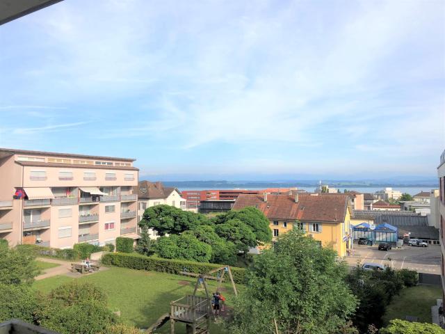 4 Zimmer Wohnung im 3. Stock zur Miete in Peseux