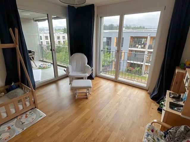 4½ Zimmer Wohnung in Mönchaltorf ZH, möbliert, auf Zeit
