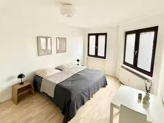 4 Zimmer Wohnung in Düsseldorf