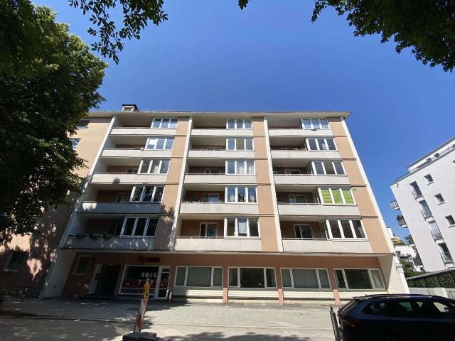4 Zimmer Wohnung in Fallstr. 42