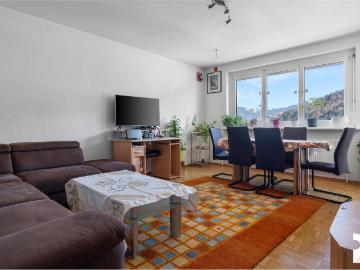 4 ZIMMER WOHNUNG IN GISINGEN – 93 M² MIT LOGGIA UND EIGENER GARAGE