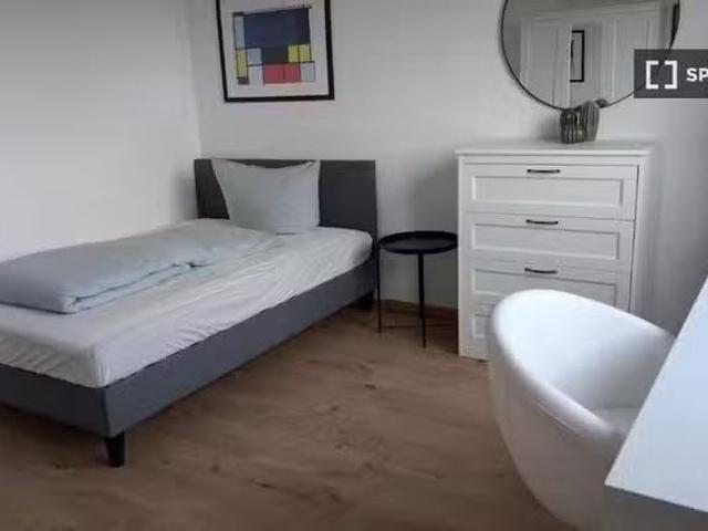 4 Zimmer Wohnung in Köln zu vermieten