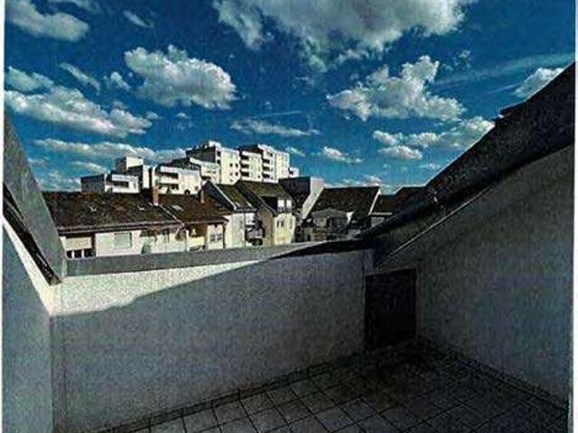 4 Zimmer Wohnung in Ludwigshafen Zentral kurze Wege auch zur Uni