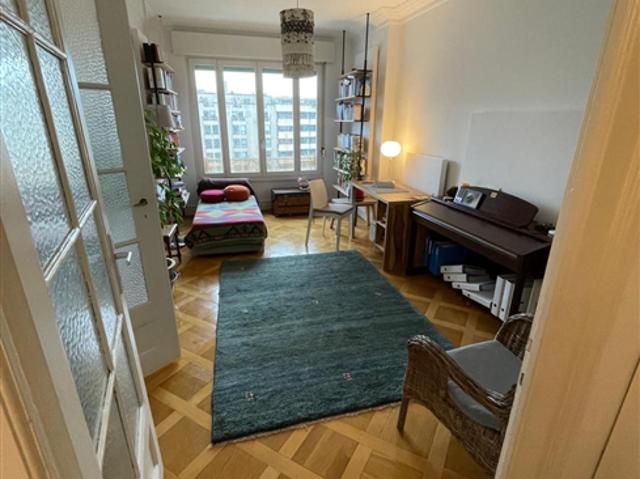 4 Zimmer Wohnung in Plainpalais