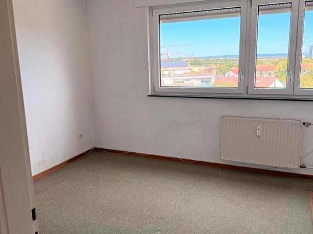 4 Zimmer Wohnung in Zuffenhausen zum Kauf, Provisionsfrei