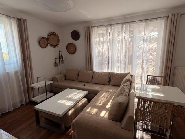 4 Zimmer Wohnung Penthouse teilmöbliert zum 01.12. bzw. 01.11