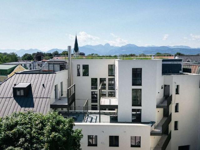4 Zimmer Wohnung, Süd West Ausrichtung, LICHTSPIELHAUS 15