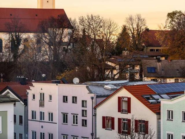 4 Zimmer Wohnung, Westbalkon, LICHTSPIELHAUS 06