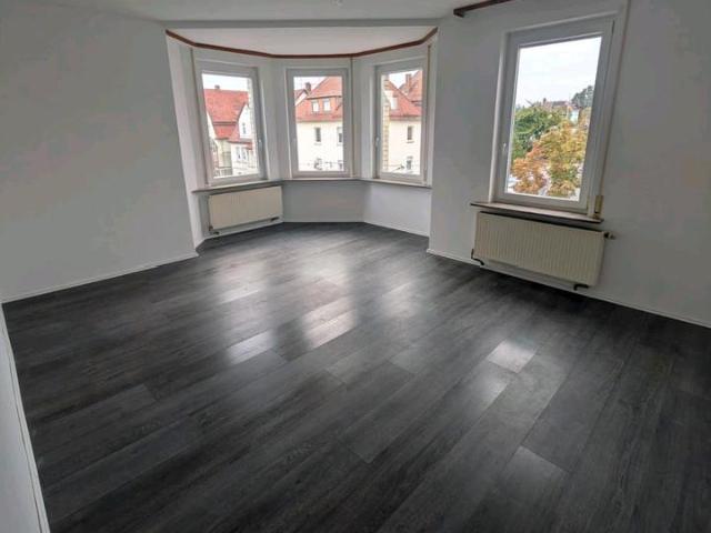 4 ZIMMER WOHNUNG ZU VERMIETEN