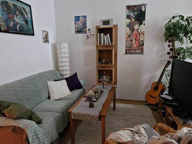 4 Zimmer Wohnung zu vermieten / Familien und WG geeignet